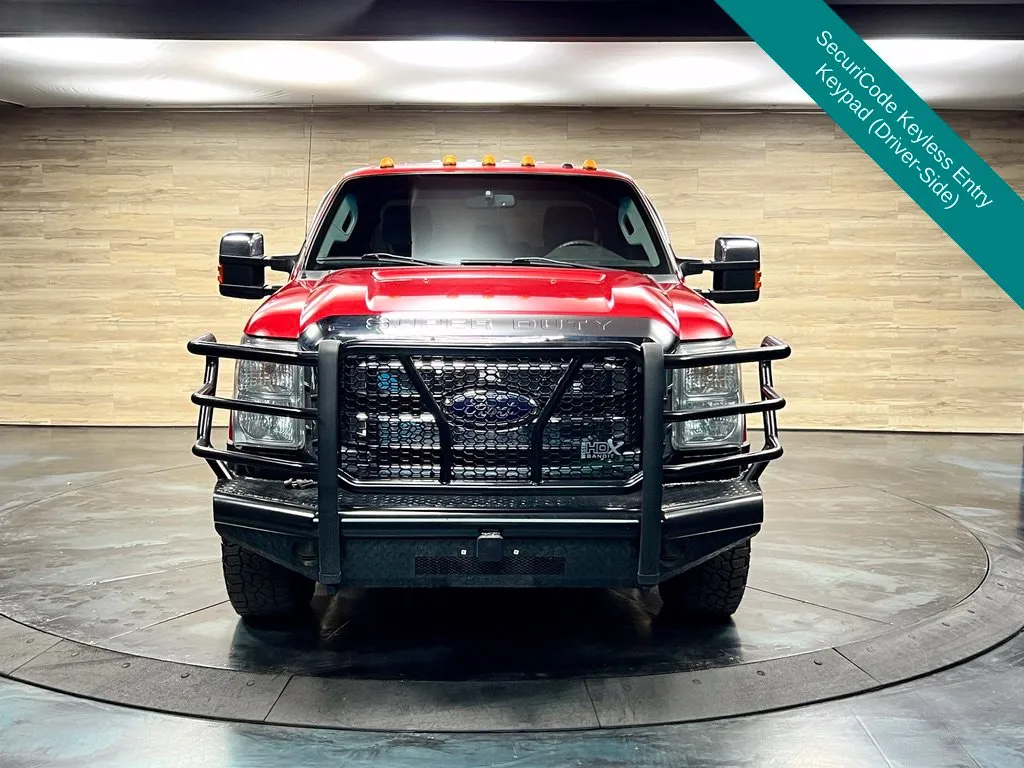 Ford F-250SD photo 8