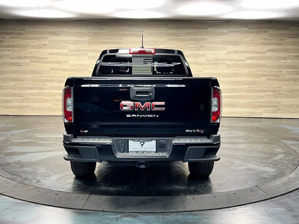 GMC Canyon photo 18
