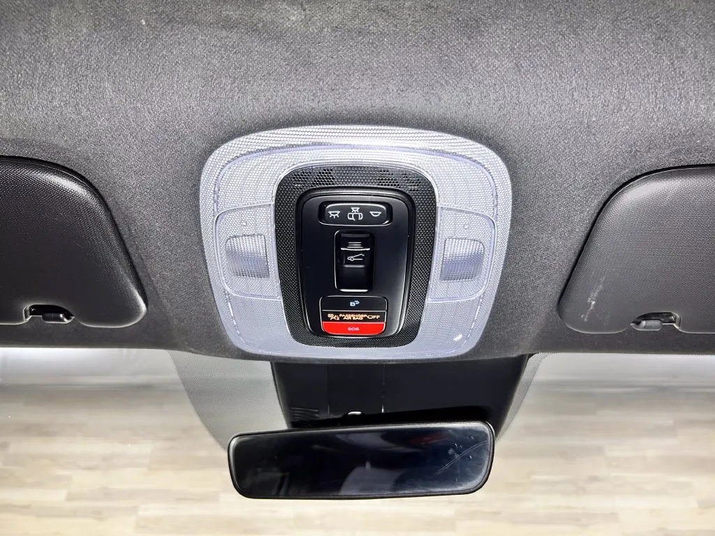 Hyundai Elantra photo 22