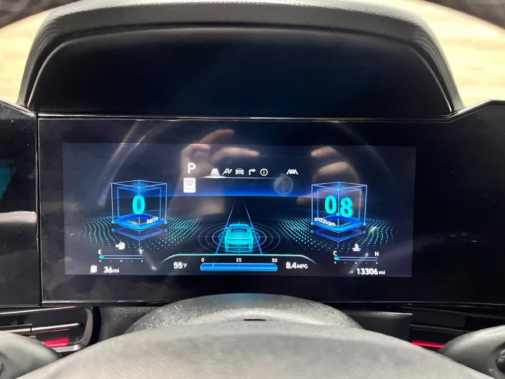 Hyundai Elantra photo 24