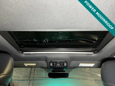 More photos of 2022 Toyota Highlander XSE at Parkline Motors, UT