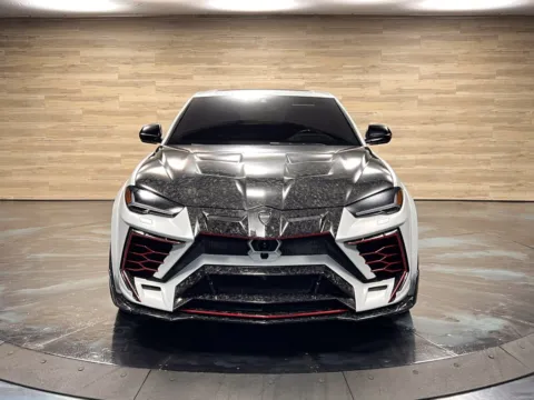 More photos of 2019 Lamborghini Urus at Parkline Motors, UT