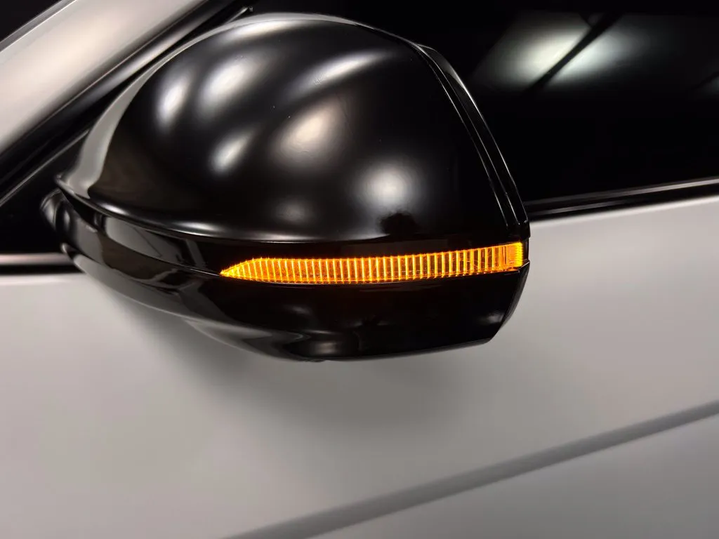 Lamborghini URUS photo 32