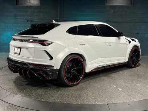 More photos of 2019 Lamborghini Urus at Parkline Motors, UT