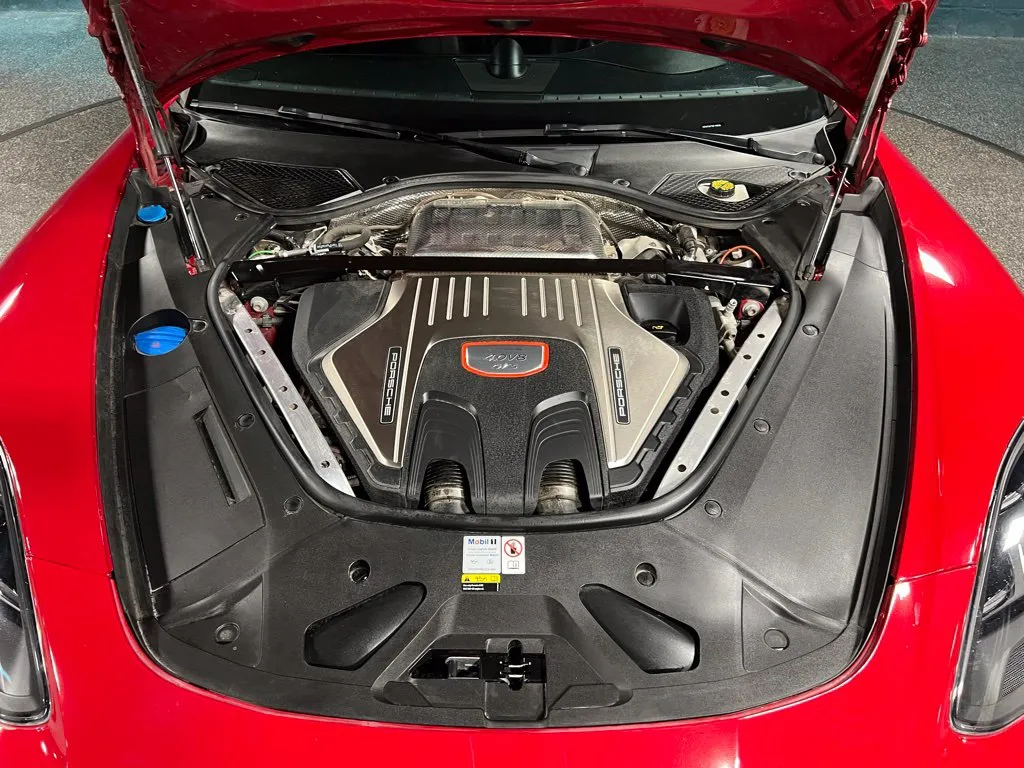 Porsche Panamera photo 13