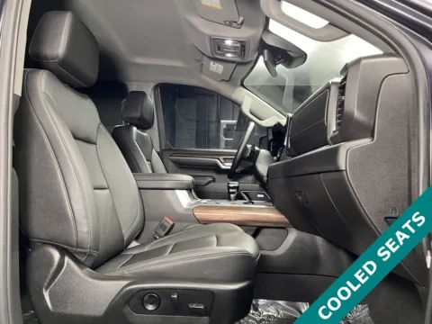 More photos of 2022 Chevrolet Silverado 1500 LTZ at Parkline Motors, UT