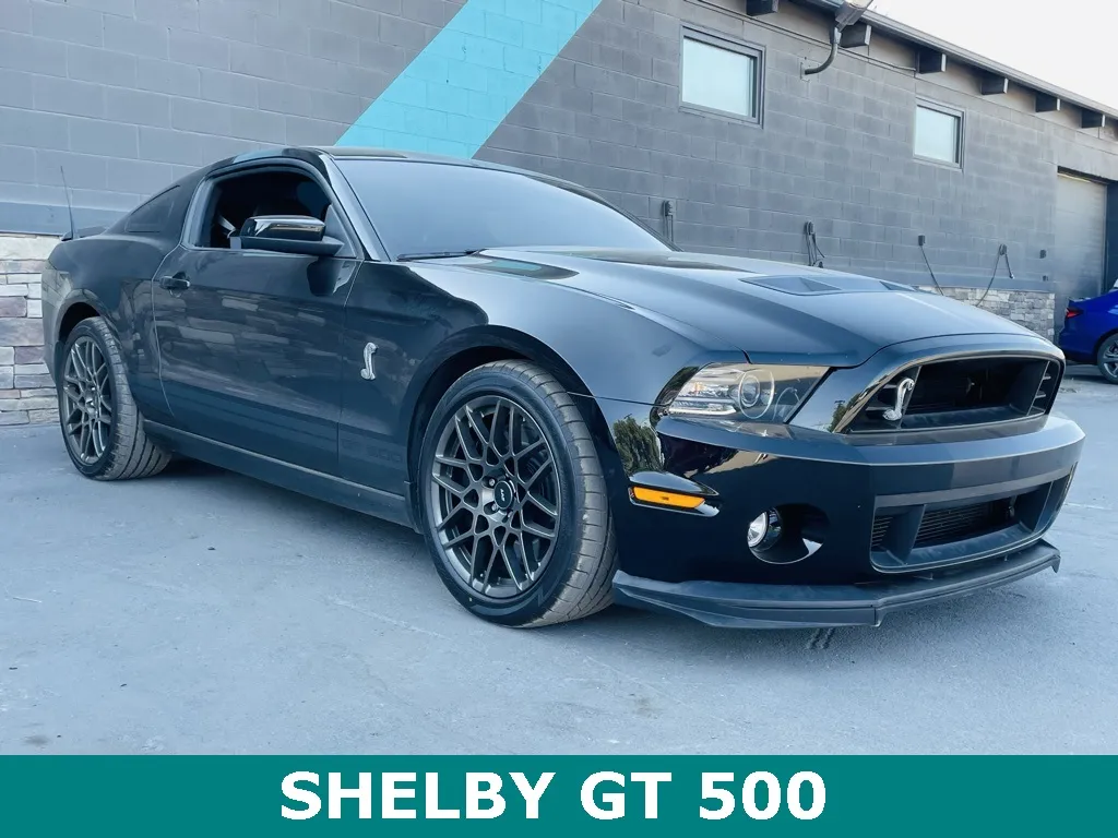 2013 Ford Shelby GT500 Base