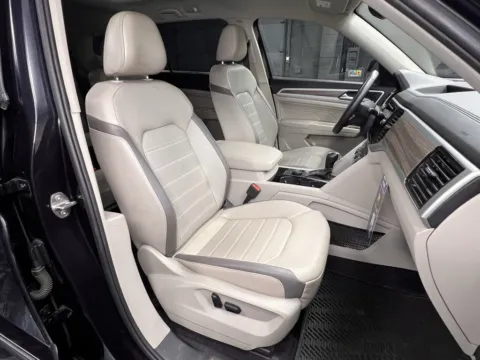 More photos of 2021 Volkswagen Atlas SEL Premium at Parkline Motors, UT