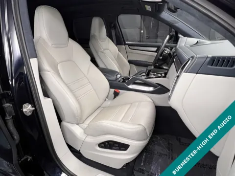 More photos of 2022 Porsche Cayenne Turbo at Parkline Motors, UT
