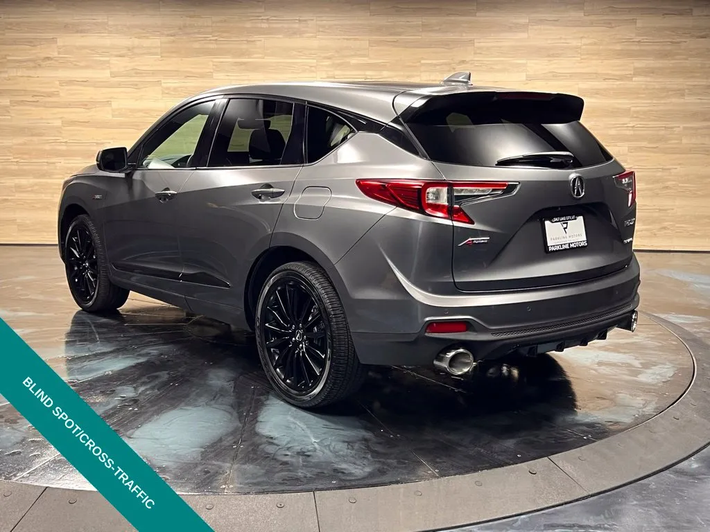 Acura RDX photo 8