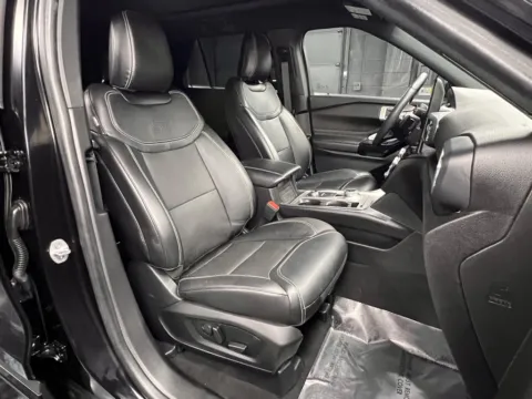 More photos of 2023 Ford Explorer ST at Parkline Motors, UT