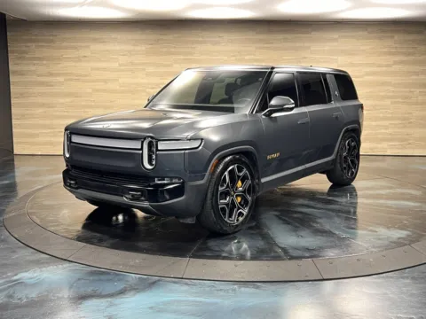 More photos of 2023 Rivian R1S Launch Edition at Parkline Motors, UT