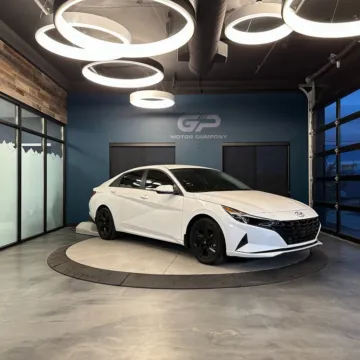 White 2022 Hyundai Elantra SEL for sale in Kaysville, UT