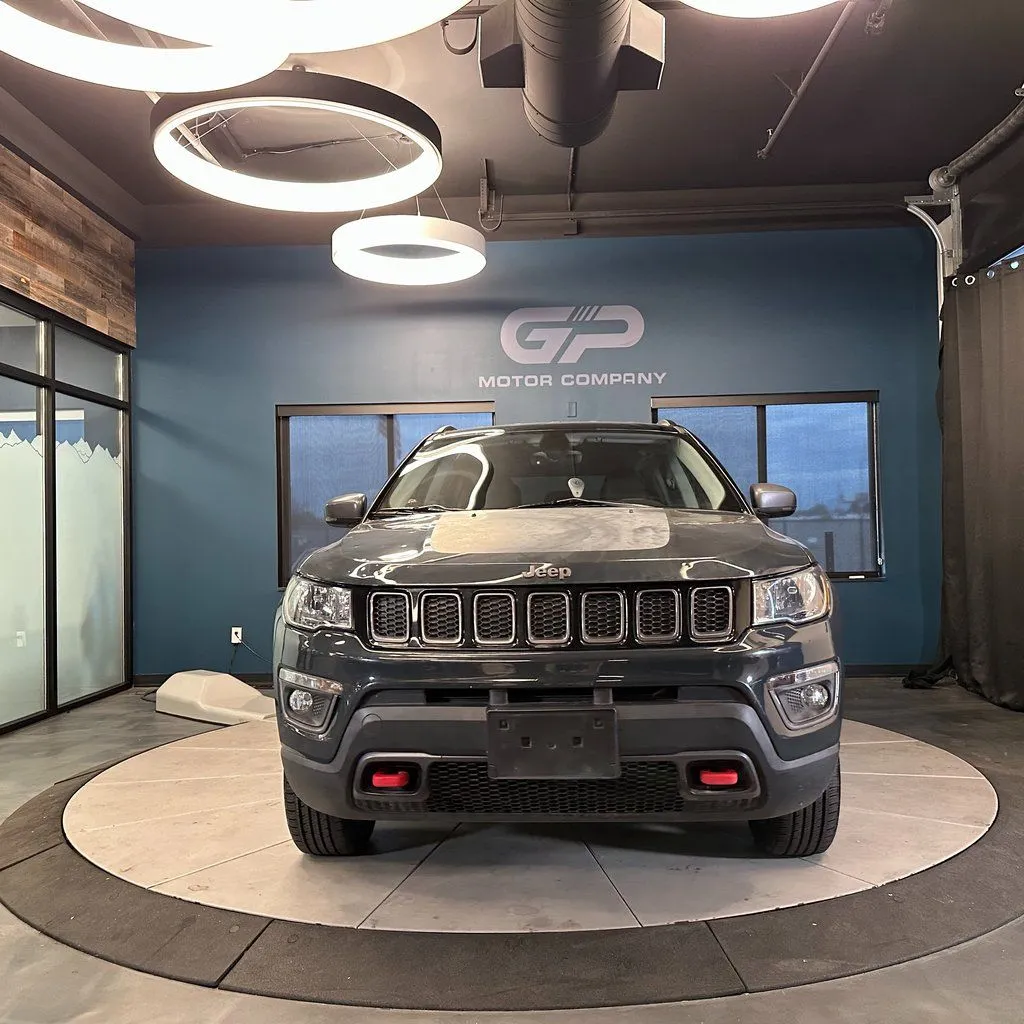 Jeep Compass photo 8