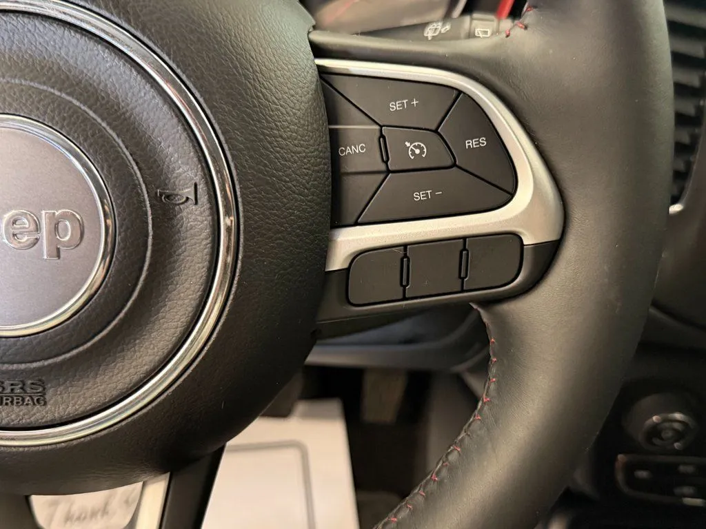 Jeep Compass photo 11