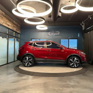 Photos of 2021 Nissan Rogue Sport SL for sale in Kaysville, UT at GP Motor Company