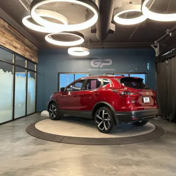 More photos of 2021 Nissan Rogue Sport SL at GP Motor Company, UT