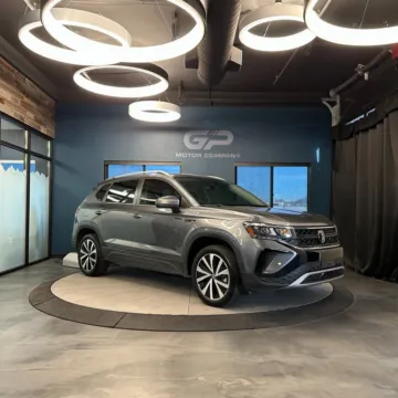 Gray 2024 Volkswagen Taos 1.5T SE for sale in Kaysville, UT