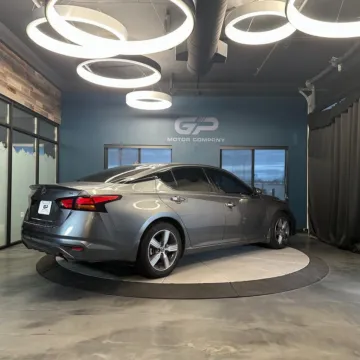 Another view of 2022 Nissan Altima 2.5 SL for sale in Kaysville, UT at GP Motor Company