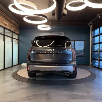 More photos of 2023 Kia Telluride SX-Prestige X-Pro at GP Motor Company, UT