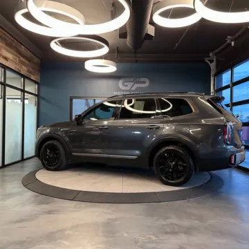 More photos of 2023 Kia Telluride SX-Prestige X-Pro at GP Motor Company, UT