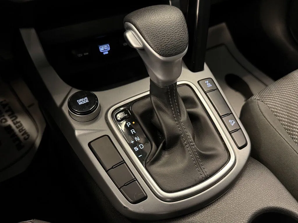 2023 Kia Seltos LX - Photo 16
