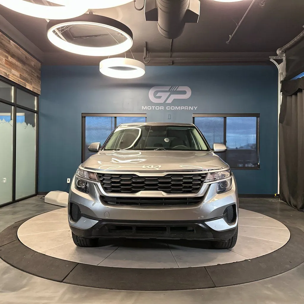 2023 Kia Seltos LX - Photo 8