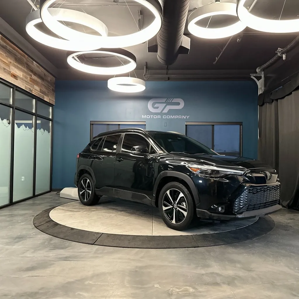 Black 2023 Toyota Corolla Cross Hybrid XSE for sale in Kaysville, UT