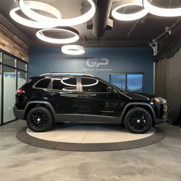 Photos of 2021 Jeep Cherokee Latitude for sale in Kaysville, UT at GP Motor Company