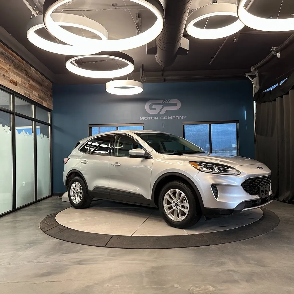 2020 Ford Escape SE