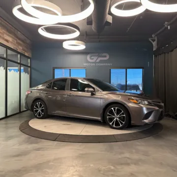 Gray 2020 Toyota Camry SE for sale in Kaysville, UT