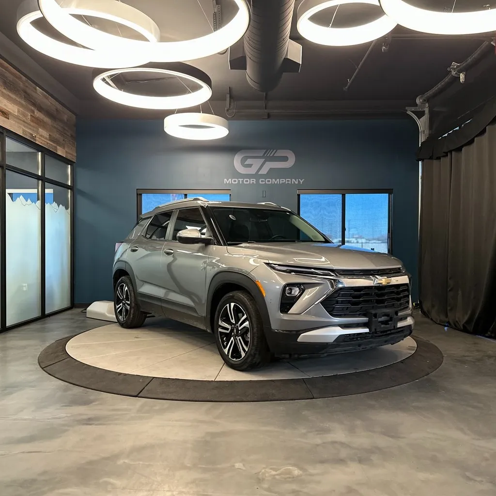 Gray 2024 Chevrolet TrailBlazer LT for sale in Kaysville, UT