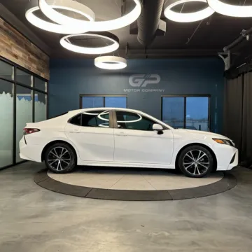 Photos of 2018 Toyota Camry SE for sale in Kaysville, UT at GP Motor Company