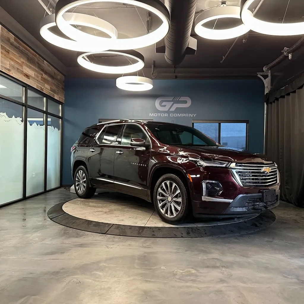 2023 Chevrolet Traverse Premier's photo