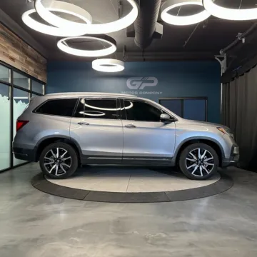 Photos of 2019 Honda Pilot Touring for sale in Kaysville, UT at GP Motor Company
