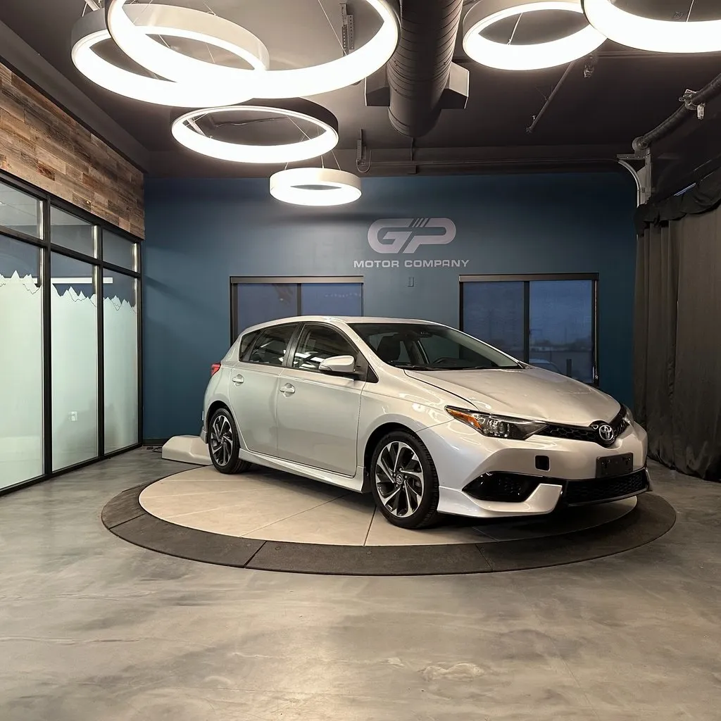 2017 Toyota Corolla iM Base's photo