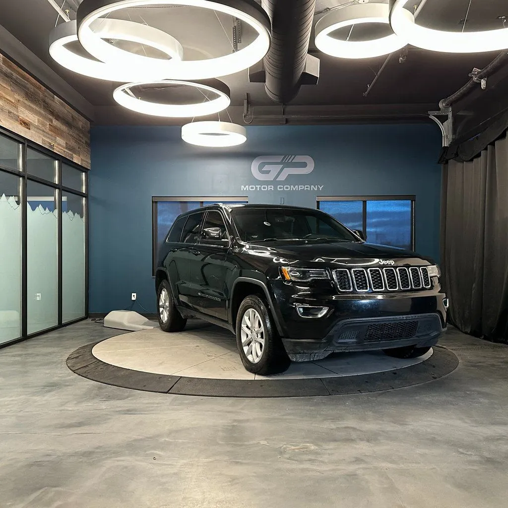 Black 2022 Jeep Grand Cherokee WK Laredo X for sale in Kaysville, UT