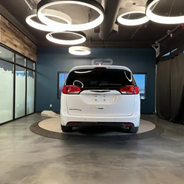 More photos of 2020 Chrysler Pacifica Touring L at GP Motor Company, UT