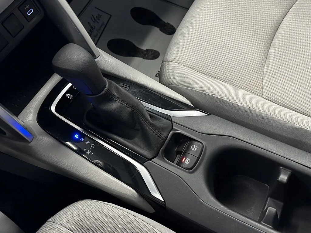 2023 Toyota Corolla Cross L - Photo 14