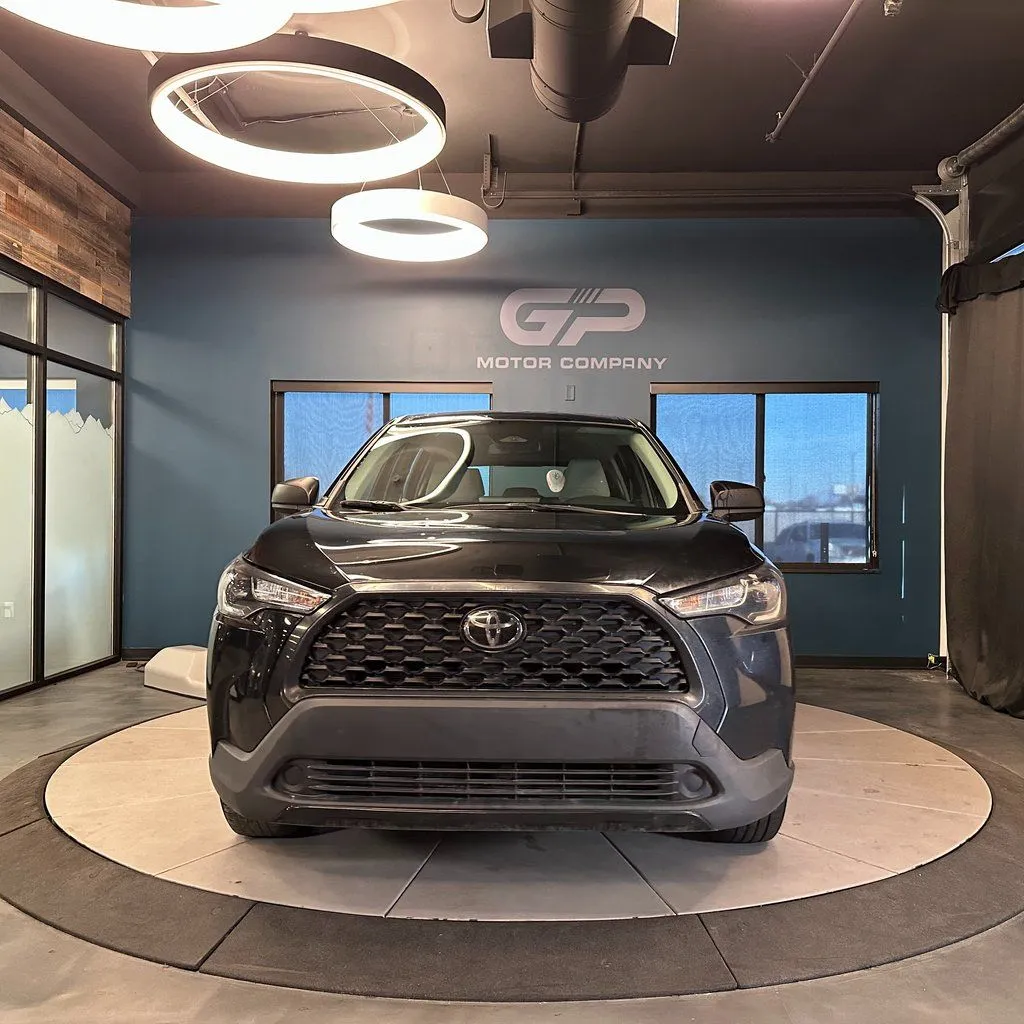 2023 Toyota Corolla Cross L - Photo 8