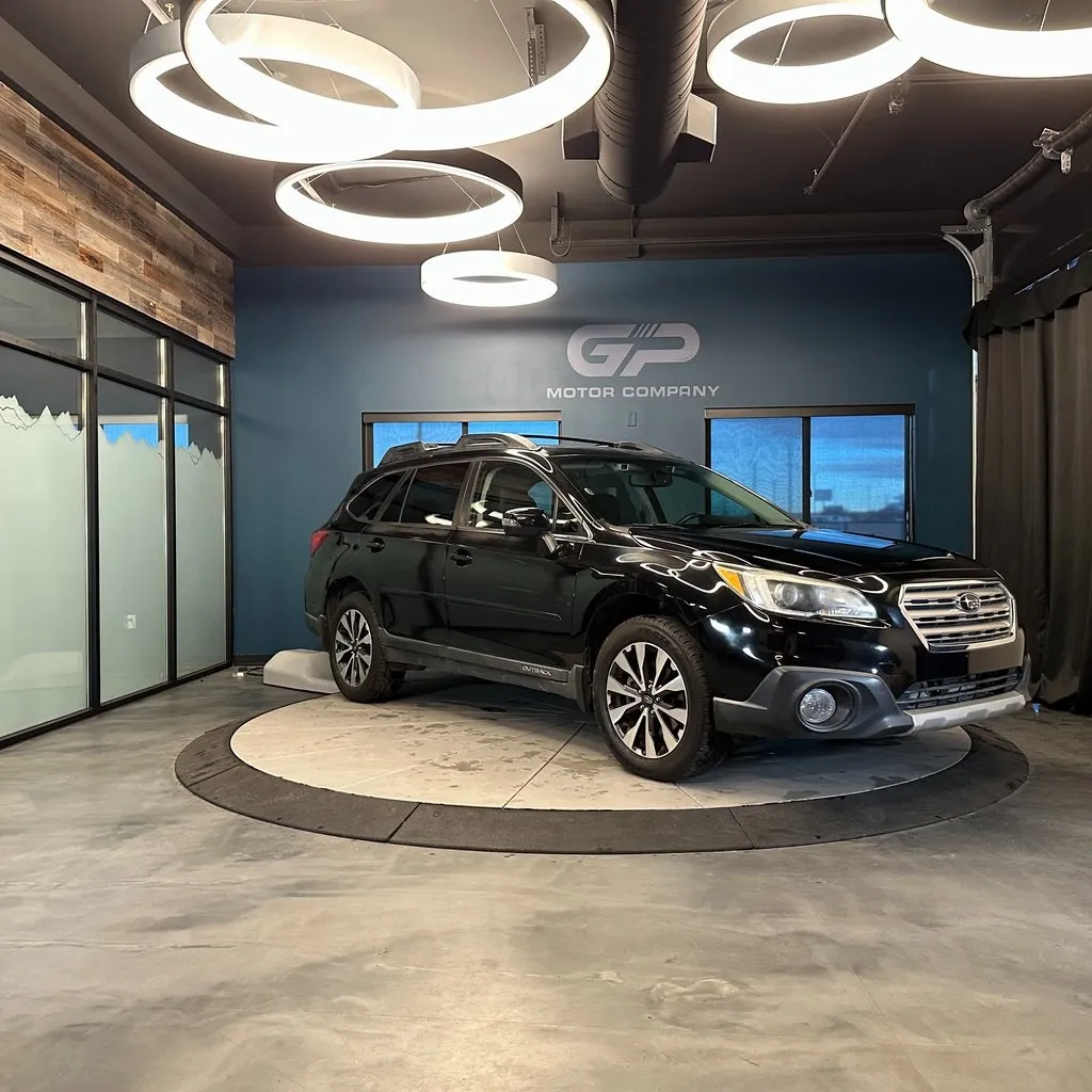 2015 Subaru Outback Limited's photo