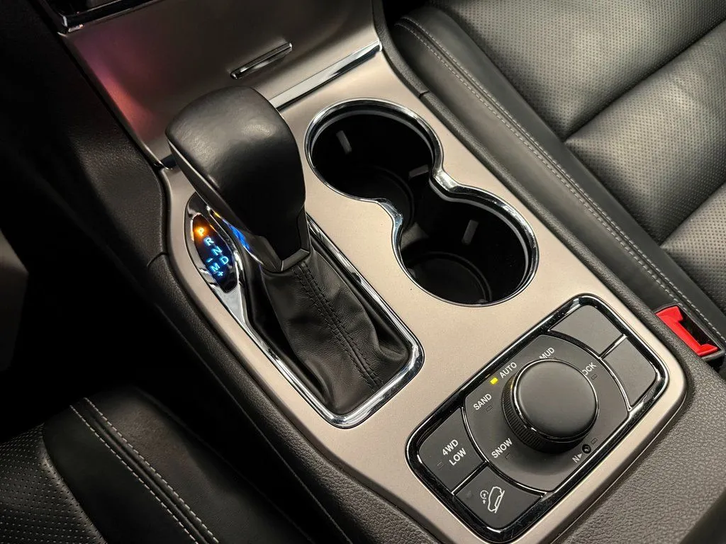 2021 Jeep Grand Cherokee 80th Edition - Photo 17