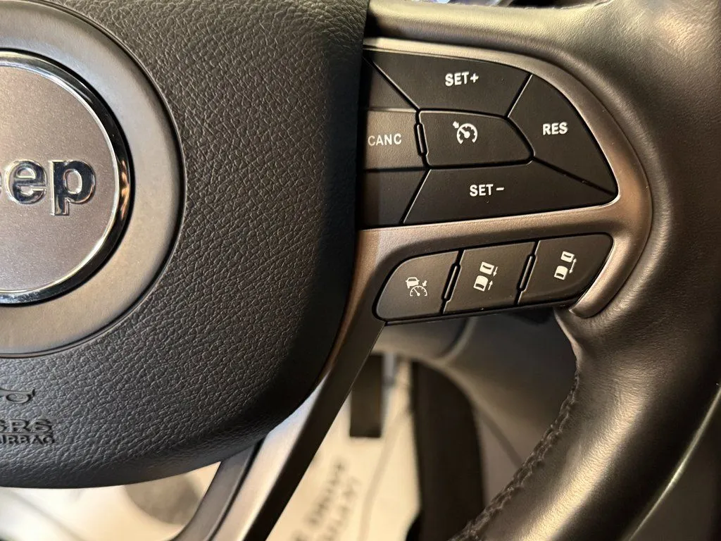 2021 Jeep Grand Cherokee 80th Edition - Photo 11
