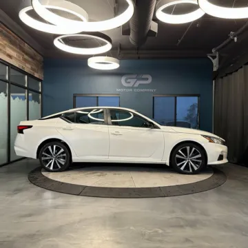 Photos of 2022 Nissan Altima 2.5 SR for sale in Kaysville, UT at GP Motor Company