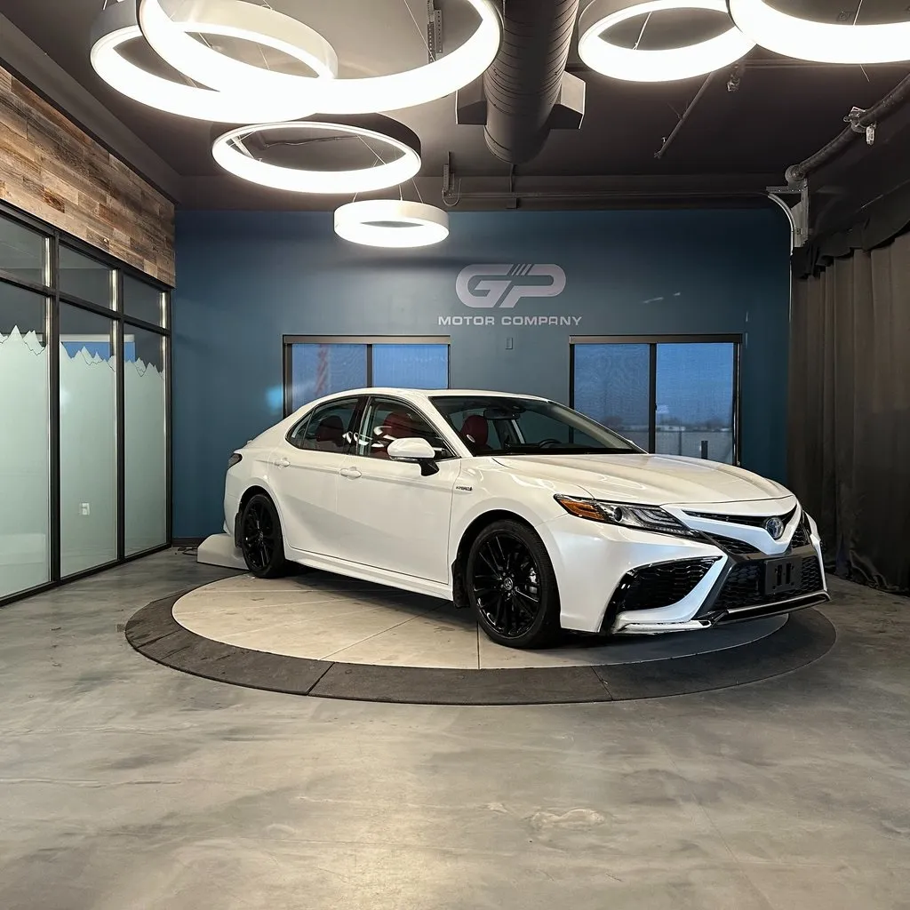 White 2021 Toyota Camry Hybrid XSE for sale in Kaysville, UT