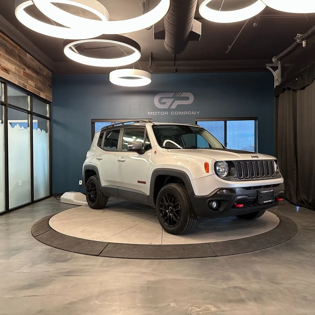 Silver 2017 Jeep Renegade Trailhawk for sale in Kaysville, UT