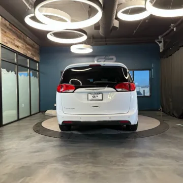 More photos of 2019 Chrysler Pacifica Touring L at GP Motor Company, UT