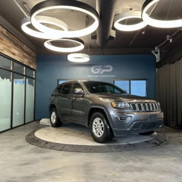 Gray 2019 Jeep Grand Cherokee Laredo E for sale in Kaysville, UT