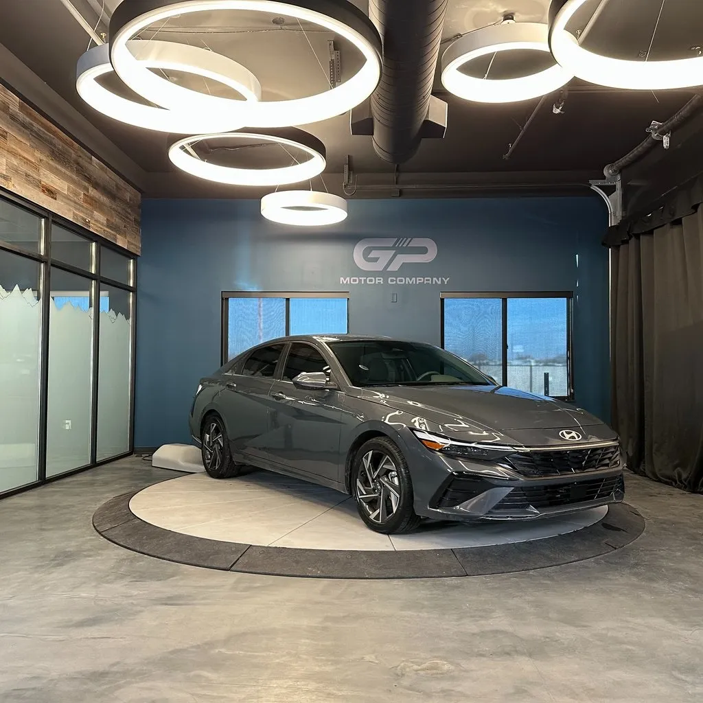 Gray 2024 Hyundai Elantra SEL for sale in Kaysville, UT