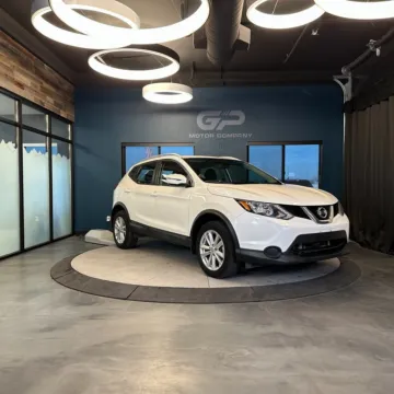 White 2017 Nissan Rogue Sport SV for sale in Kaysville, UT